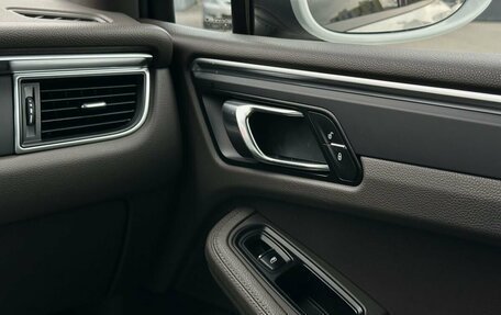 Porsche Macan I рестайлинг, 2018 год, 3 299 000 рублей, 32 фотография