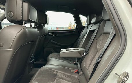 Porsche Macan I рестайлинг, 2018 год, 3 299 000 рублей, 38 фотография