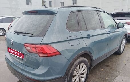 Volkswagen Tiguan II, 2020 год, 2 417 000 рублей, 3 фотография