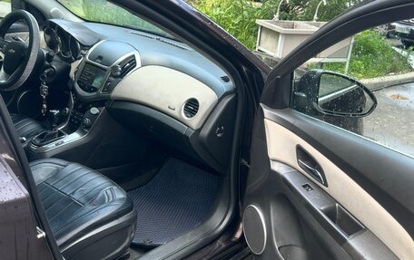 Chevrolet Cruze II, 2013 год, 600 000 рублей, 6 фотография