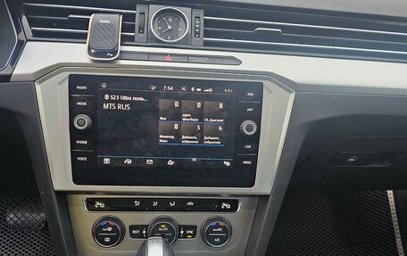 Volkswagen Passat B8 рестайлинг, 2019 год, 2 020 000 рублей, 5 фотография