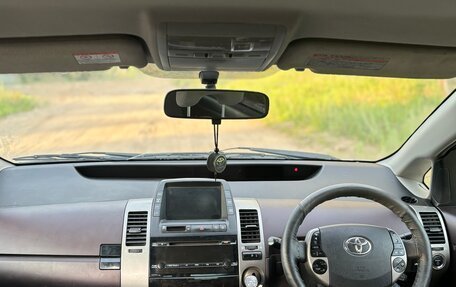 Toyota Prius, 2004 год, 340 000 рублей, 11 фотография