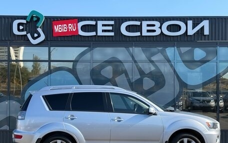 Mitsubishi Outlander III рестайлинг 3, 2010 год, 1 100 000 рублей, 8 фотография