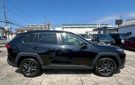 Toyota RAV4, 2022 год, 2 598 000 рублей, 4 фотография