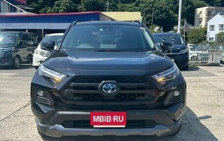 Toyota RAV4, 2022 год, 2 598 000 рублей, 2 фотография