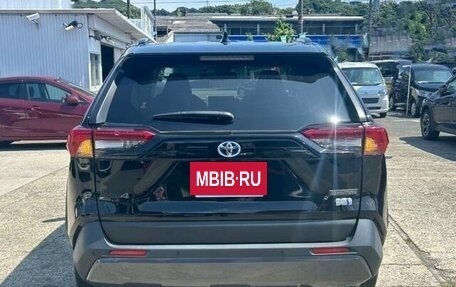 Toyota RAV4, 2022 год, 2 598 000 рублей, 6 фотография