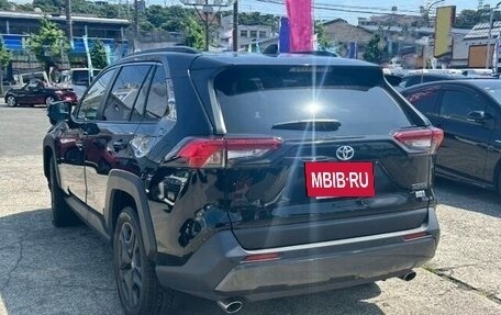 Toyota RAV4, 2022 год, 2 598 000 рублей, 7 фотография