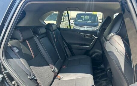 Toyota RAV4, 2022 год, 2 598 000 рублей, 14 фотография