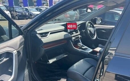 Toyota RAV4, 2022 год, 2 598 000 рублей, 12 фотография