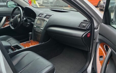 Toyota Camry, 2008 год, 1 289 000 рублей, 7 фотография