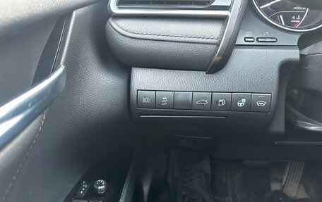 Toyota Camry, 2018 год, 2 400 000 рублей, 11 фотография