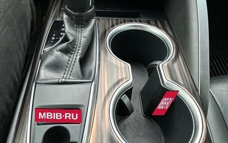 Toyota Camry, 2018 год, 2 400 000 рублей, 15 фотография