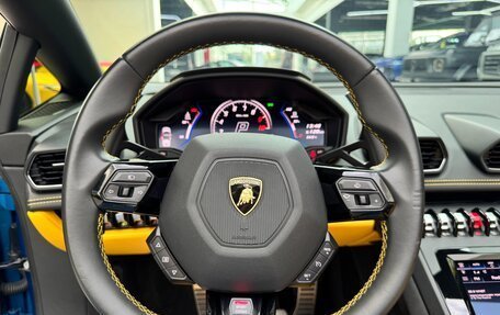 Lamborghini Huracán, 2020 год, 19 890 000 рублей, 33 фотография