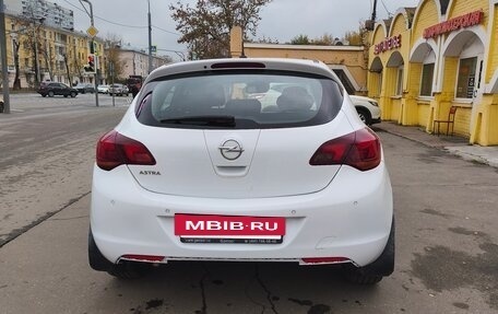 Opel Astra J, 2011 год, 550 000 рублей, 4 фотография