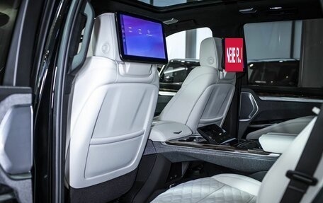 Cadillac Escalade V, 2025 год, 21 810 000 рублей, 16 фотография