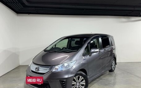 Honda Freed I, 2013 год, 1 027 000 рублей, 2 фотография