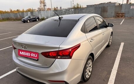 Hyundai Solaris II рестайлинг, 2017 год, 1 120 000 рублей, 12 фотография
