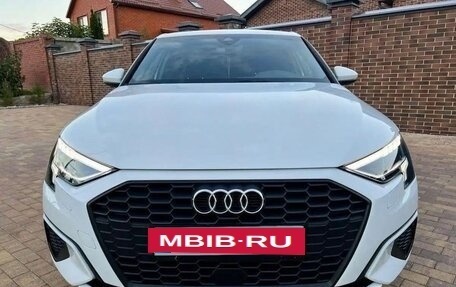 Audi A3, 2021 год, 2 100 000 рублей, 2 фотография