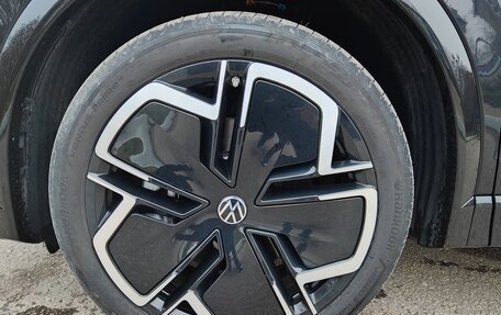 Volkswagen Tiguan, 2024 год, 5 200 000 рублей, 18 фотография