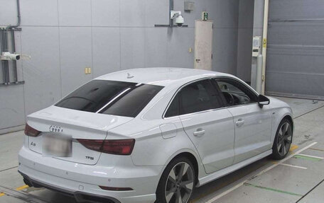 Audi A3, 2018 год, 1 290 000 рублей, 2 фотография