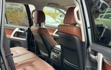 Toyota Land Cruiser 200, 2018 год, 7 980 000 рублей, 14 фотография