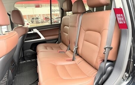 Toyota Land Cruiser 200, 2018 год, 7 980 000 рублей, 32 фотография