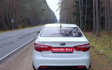 KIA Rio III рестайлинг, 2013 год, 820 000 рублей, 4 фотография