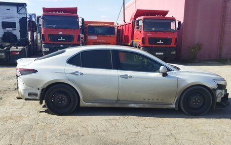 Toyota Camry, 2022 год, 2 415 000 рублей, 4 фотография