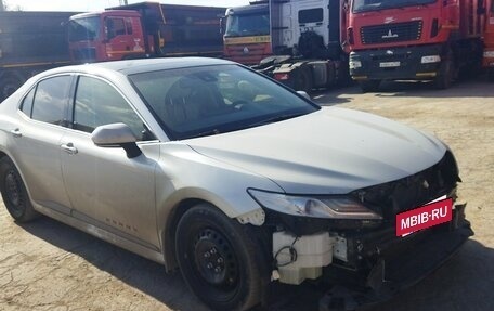 Toyota Camry, 2022 год, 2 415 000 рублей, 3 фотография