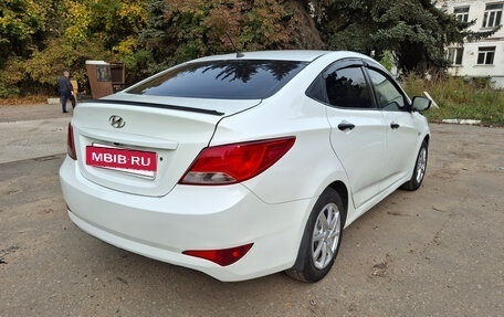 Hyundai Solaris II рестайлинг, 2015 год, 8 фотография