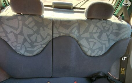 Nissan Micra II, 2000 год, 310 000 рублей, 7 фотография