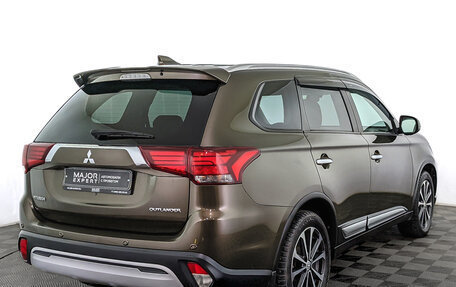 Mitsubishi Outlander III рестайлинг 3, 2019 год, 2 500 000 рублей, 5 фотография