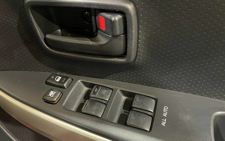 Toyota Ist II, 2003 год, 475 000 рублей, 30 фотография