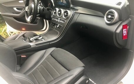 Mercedes-Benz C-Класс, 2019 год, 2 600 000 рублей, 16 фотография