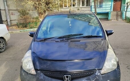 Honda Fit III, 2001 год, 400 000 рублей, 8 фотография