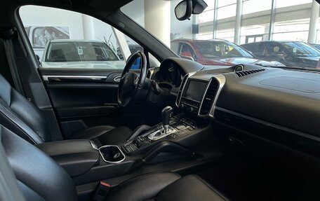 Porsche Cayenne III, 2012 год, 2 619 900 рублей, 7 фотография