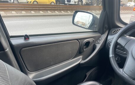 Chevrolet Niva I рестайлинг, 2015 год, 590 000 рублей, 7 фотография