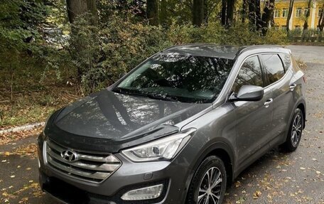 Hyundai Santa Fe III рестайлинг, 2013 год, 1 400 000 рублей, 2 фотография