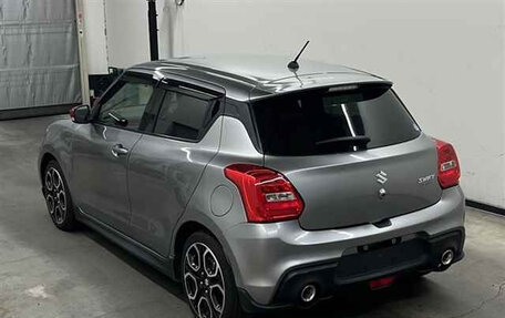 Suzuki Swift V, 2021 год, 940 000 рублей, 2 фотография