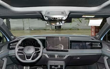 Volkswagen Tiguan, 2025 год, 6 290 000 рублей, 5 фотография