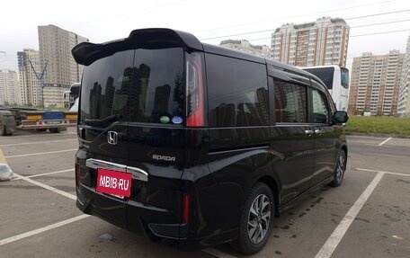 Honda Stepwgn IV, 2016 год, 2 150 000 рублей, 4 фотография