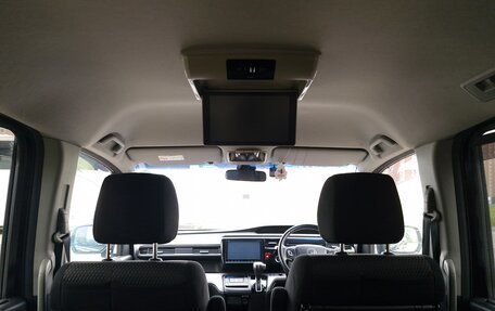 Honda Stepwgn IV, 2016 год, 2 150 000 рублей, 40 фотография