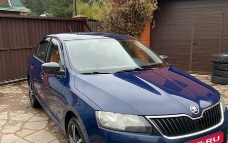 Skoda Rapid I, 2015 год, 715 000 рублей, 2 фотография