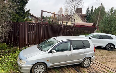 Mitsubishi Space Star I рестайлинг, 1998 год, 120 000 рублей, 1 фотография