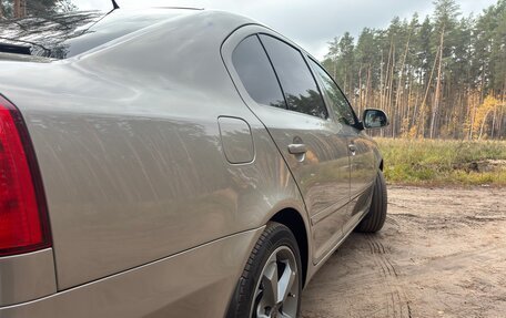 Skoda Octavia, 2010 год, 1 000 000 рублей, 12 фотография