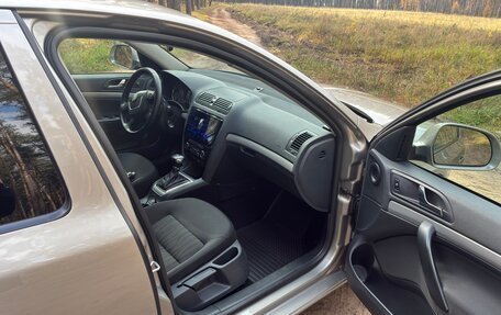 Skoda Octavia, 2010 год, 1 000 000 рублей, 19 фотография