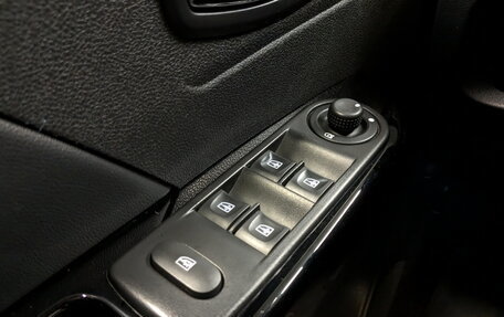 Renault Kaptur I рестайлинг, 2016 год, 1 290 000 рублей, 27 фотография