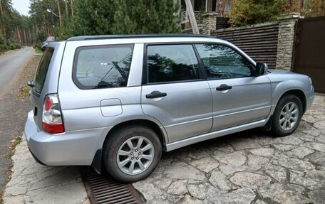 Subaru Forester, 2005 год, 990 000 рублей, 2 фотография