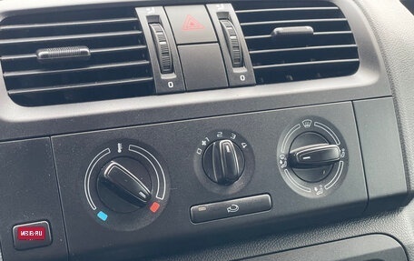 Skoda Fabia II, 2012 год, 599 000 рублей, 12 фотография