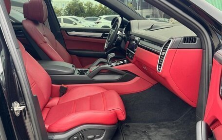 Porsche Cayenne III, 2022 год, 11 700 000 рублей, 10 фотография